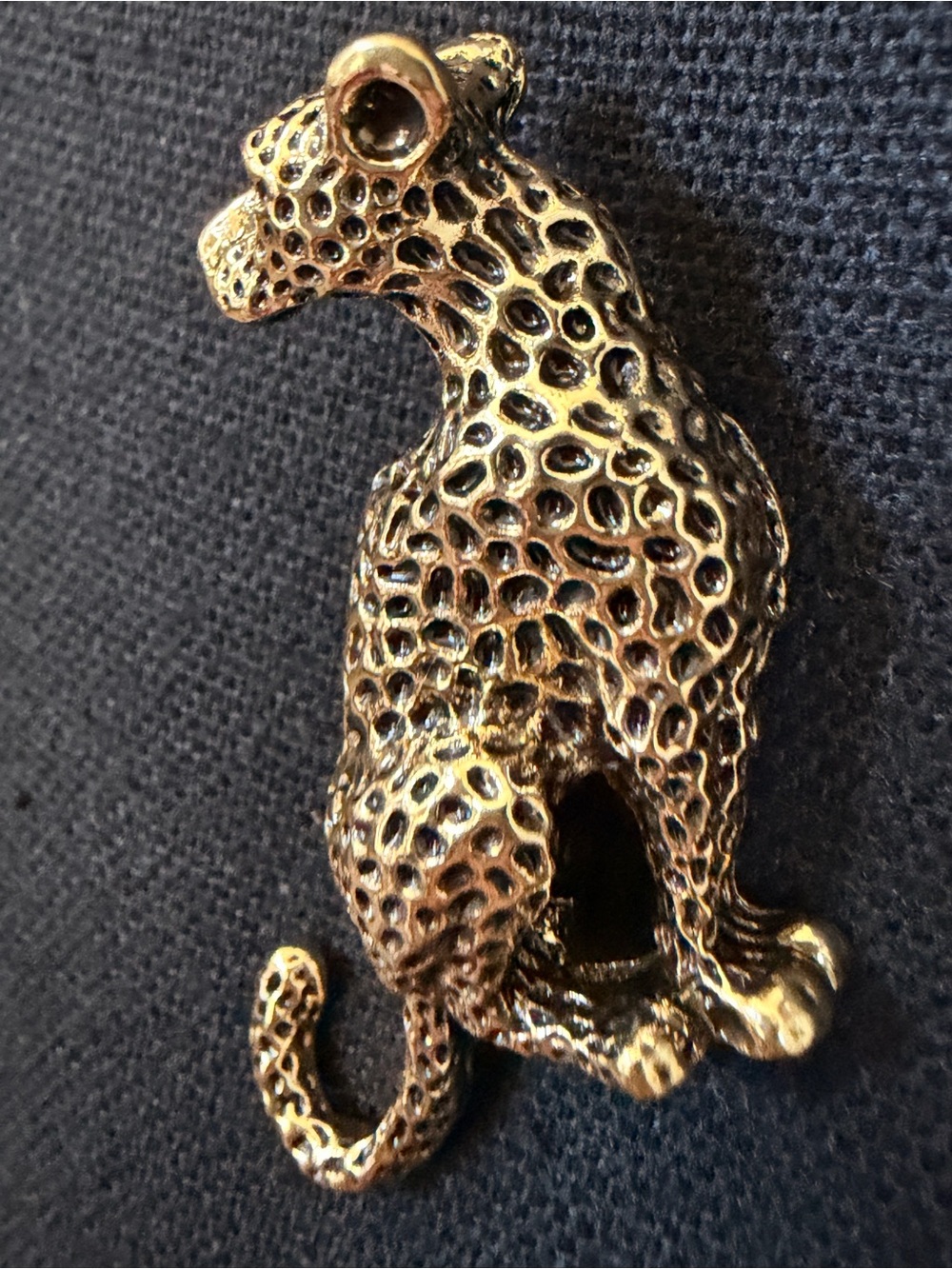 🐾🐾Gold-Tone Leopard Pendant Brooch